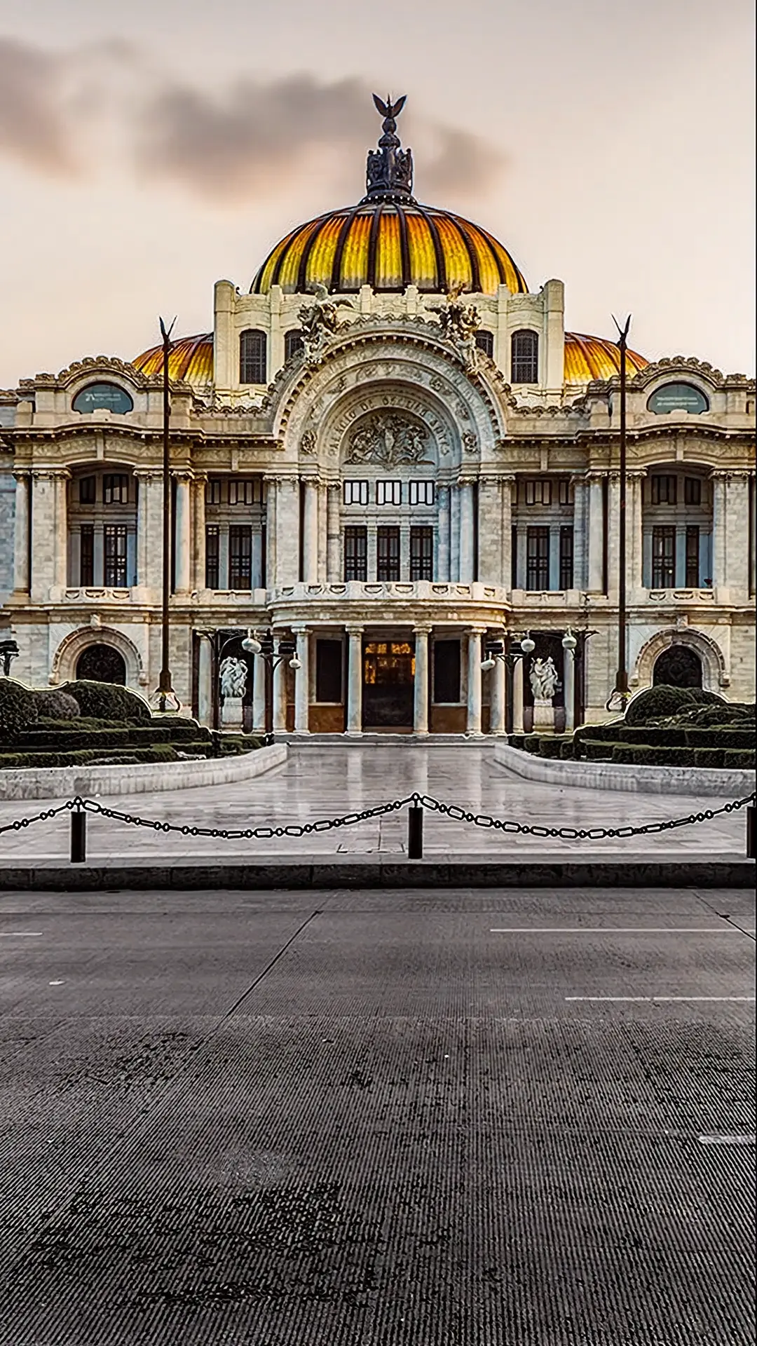 Hot air balloon in mexico City